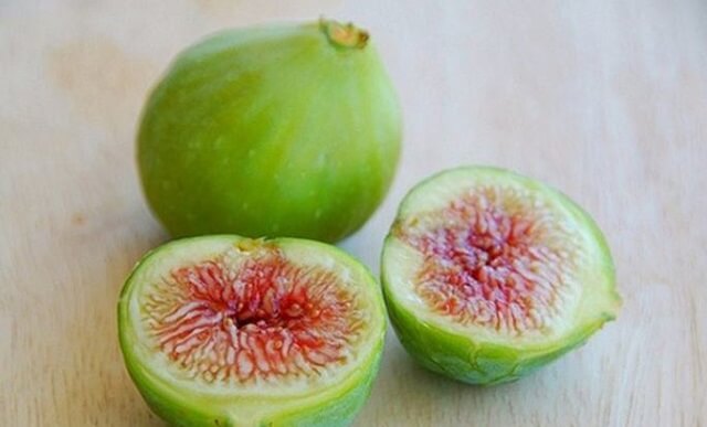 Dùng quả sung chữa táo bón