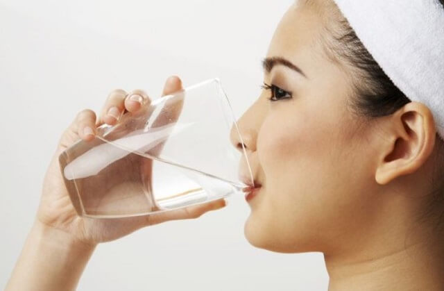 Uống nhiều nước