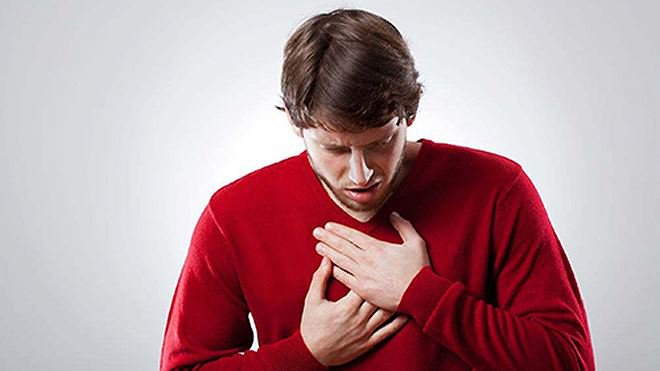 Hở van động mạch chủ