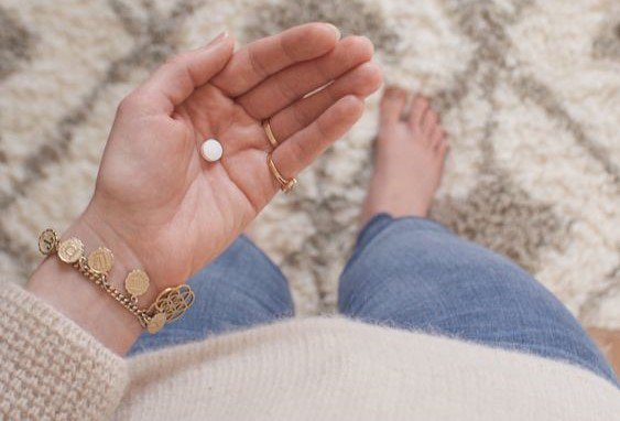 Thuốc tránh thai khẩn cấp là gì? Cơ chế hoạt động của thuốc tránh thai khẩn cấp Thuốc tránh thai khẩn cấp là gì? Cơ chế hoạt động của thuốc tránh thai khẩn cấp