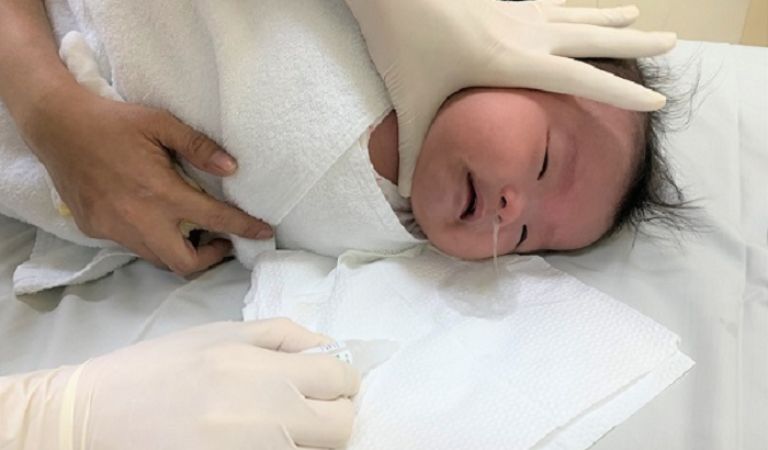 Vật lý trị liệu hô hấp nhi cần thực hiện bởi bác sĩ có chuyên môn