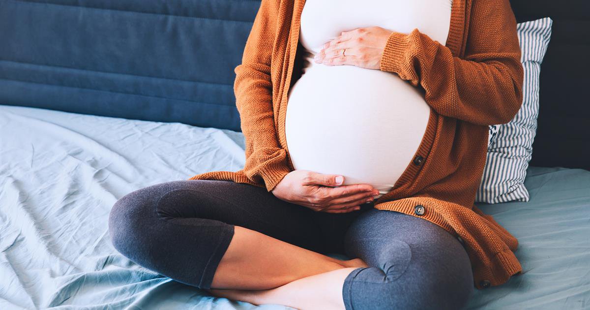 Viêm cổ tử cung khi mang thai có nguy hiểm không?