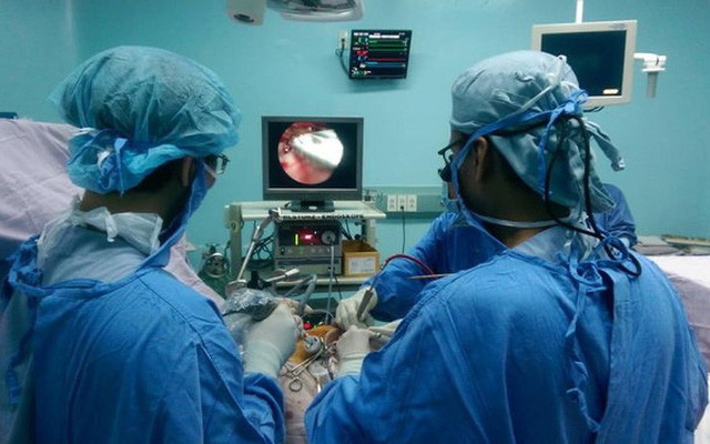 Cách điều trị ung thư vòm họng theo từng giai đoạn Cách điều trị ung thư vòm họng theo từng giai đoạn