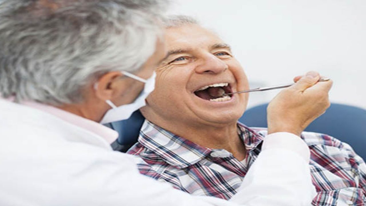 Cách chăm sóc chỉnh hình răng miệng sau xạ trị ung thư đầu cổ