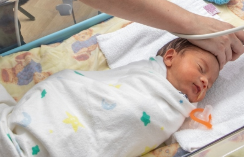 Phương pháp siêu âm qua thóp ở trẻ và những điều ba mẹ cần lưu ý