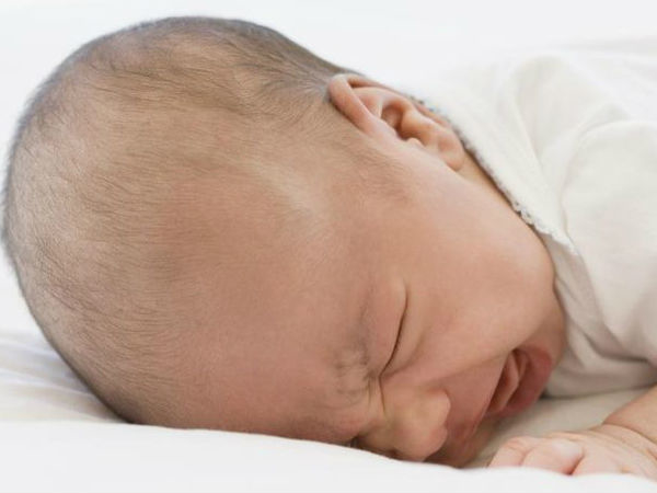 Nhận biết khi thóp trẻ phập phồng bất thường và cách chăm sóc