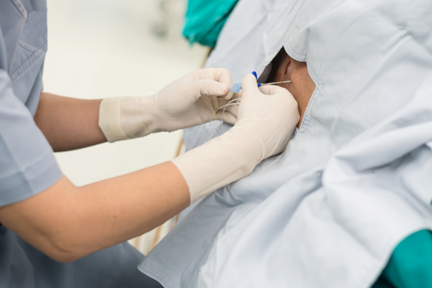 Quy trình, biến chứng của gây tê tủy sống | Vinmec