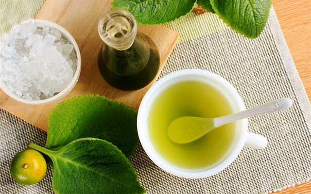 Bài thuốc từ lá húng chanh giúp mẹ trị ho cho con dứt điểm trong vòng