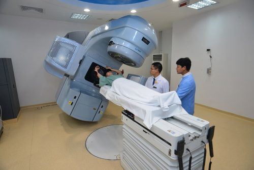 Những biến chứng sau xạ trị ung thư vòm họng phổ biến hiện nay